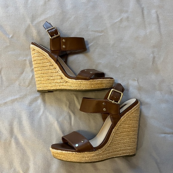 Forever 21 Faux Leather Platform Espadrilles - Picture 2 of 5